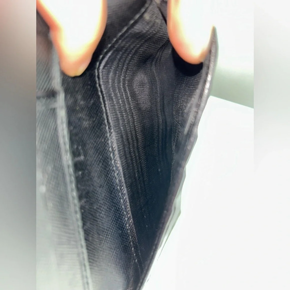 Prada Black Saffiano Leather Wallet (missing clamp) - Picture 11 of 15